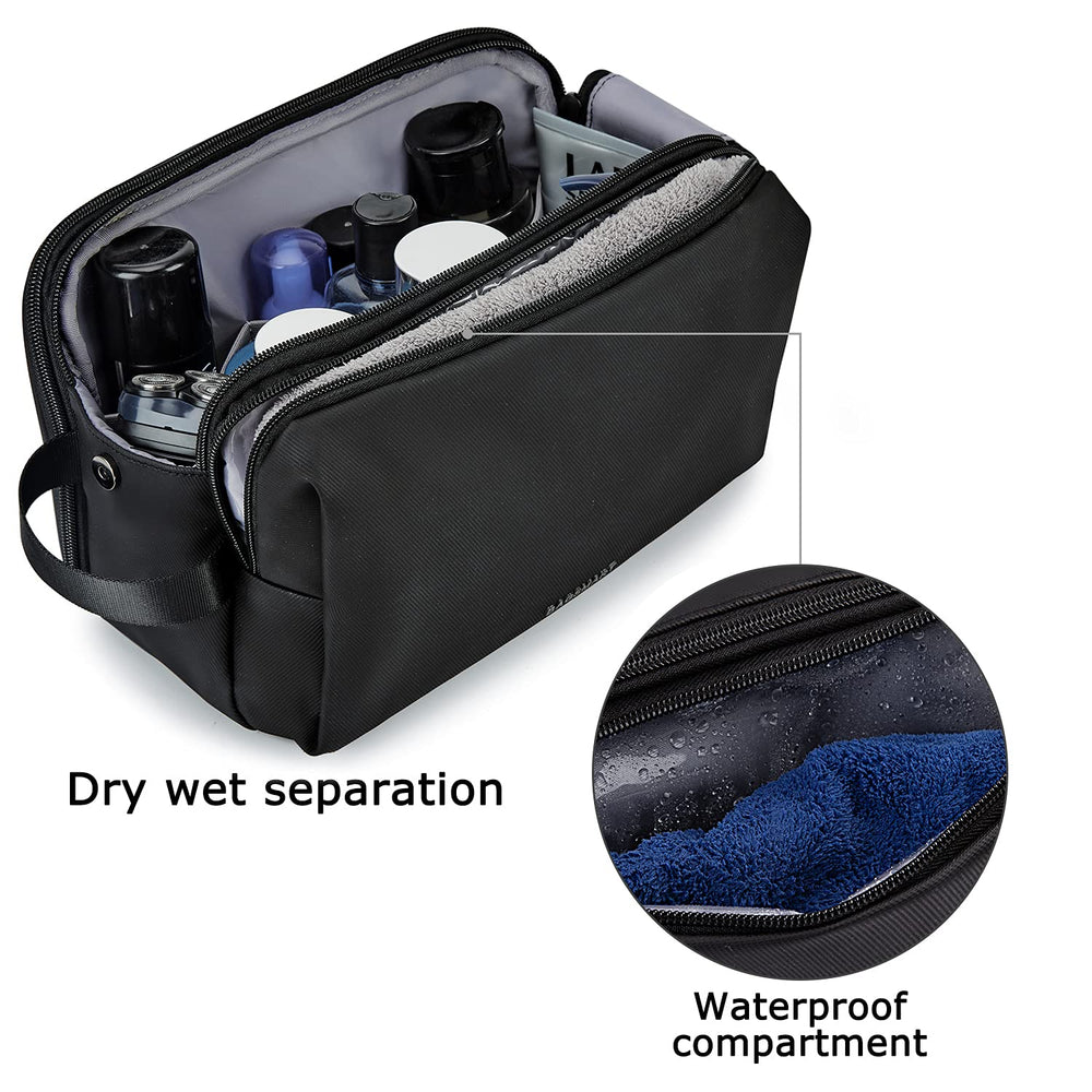 BAGSMART front waterproof pocket separates wet items for easy access.