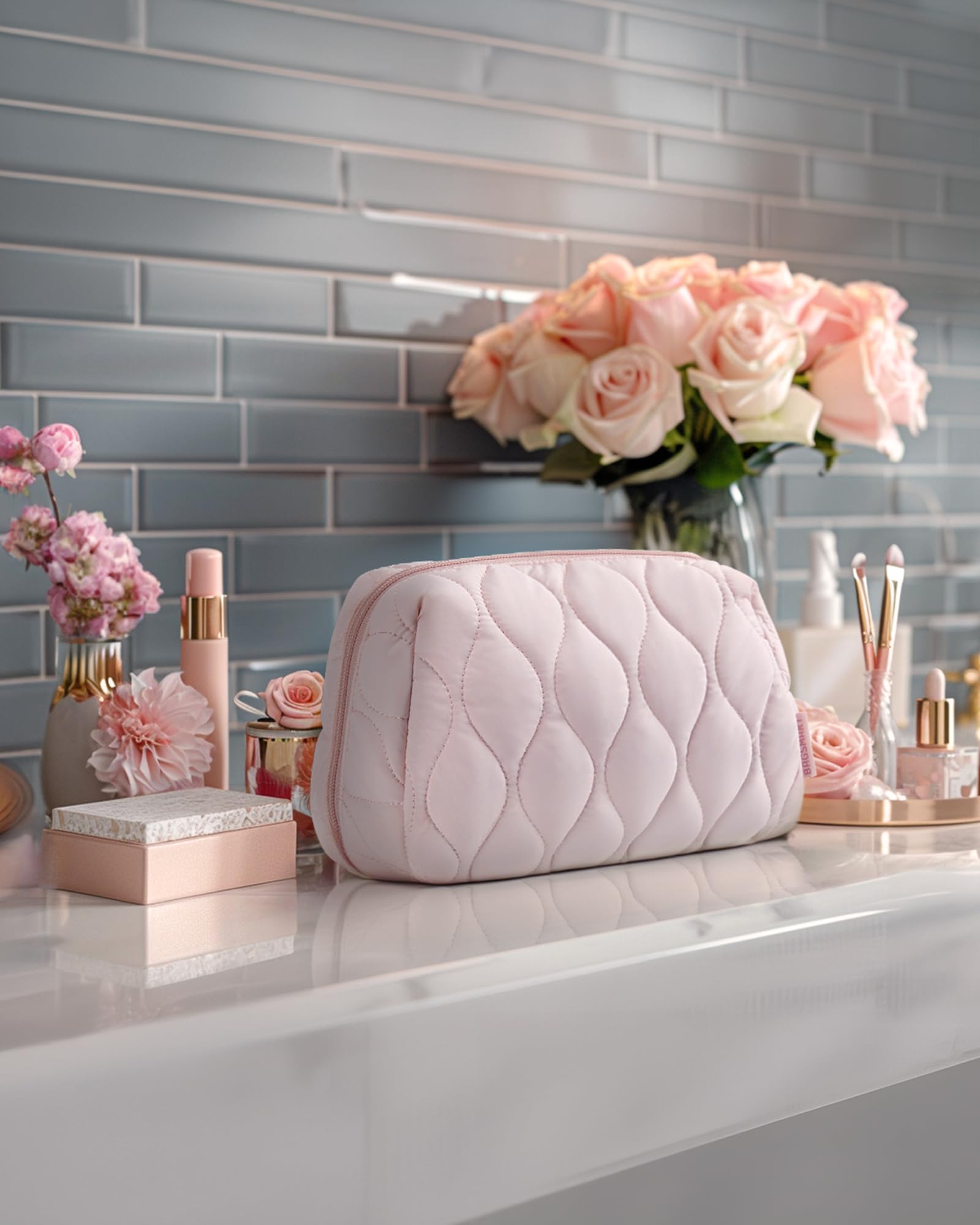 BAGSMART makeup bag compact 9.1 by 4.1 by 6.7 inches