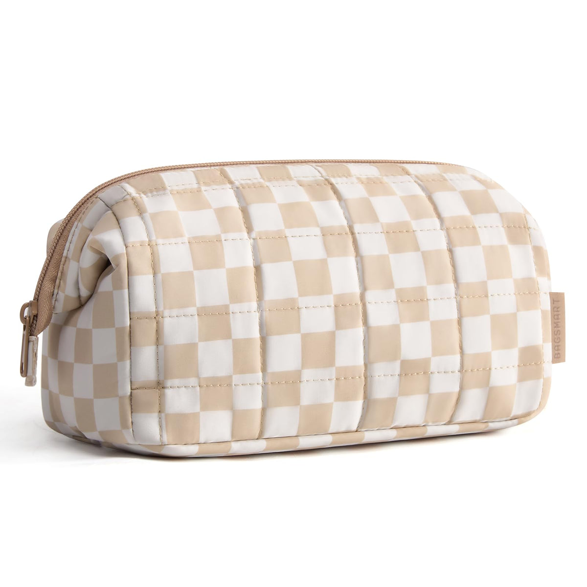 BAGSMART makeup bag wide opening for quick access to cosmetics.