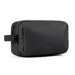 BAGSMART men's toiletry bag with large capacity keeps essentials organized for travel.