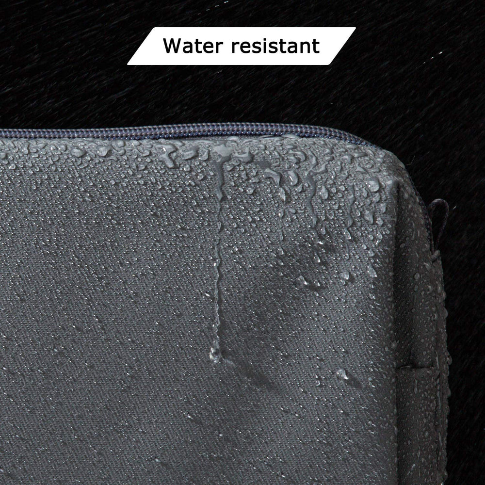 BAGSMART Toiletry Bag dual zipper design enables quick access and reduces snagging.