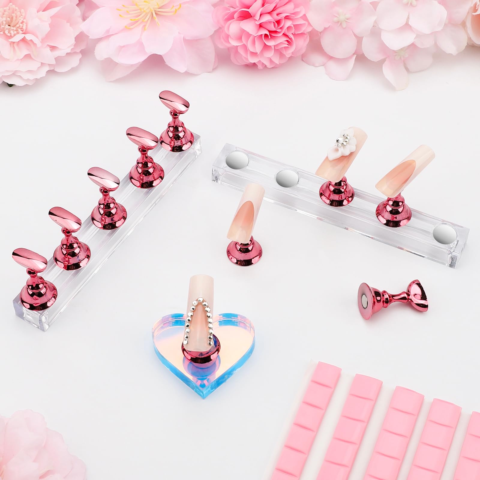 BagTeck aurora heart stand highlights a single-nail design session.
