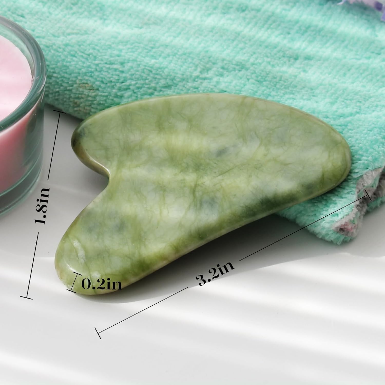 BAIMEI IcyMe jade face massager combines luxury and soothing self-care.