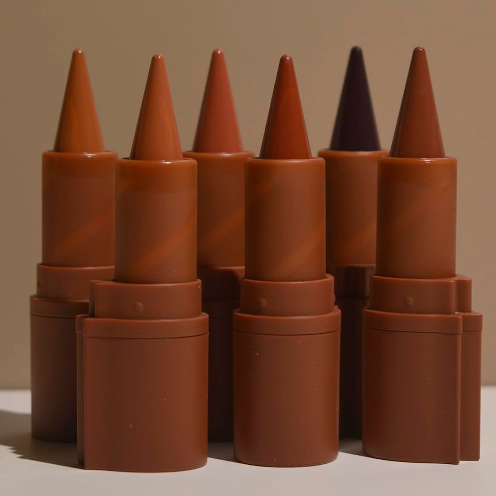 BAISEN DIARY Caramel Brulee shade for depth and dimension.