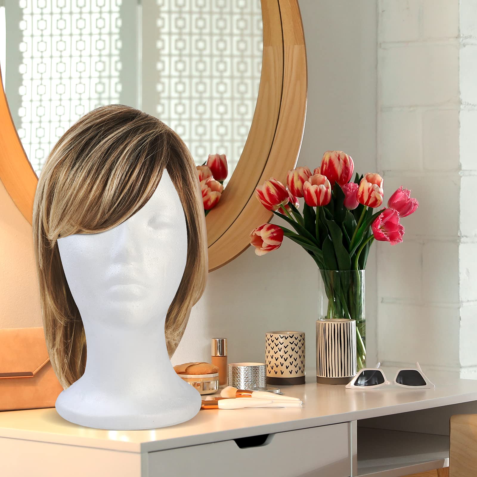BALABALA salon-use wig head supports professional or home styling workflows.