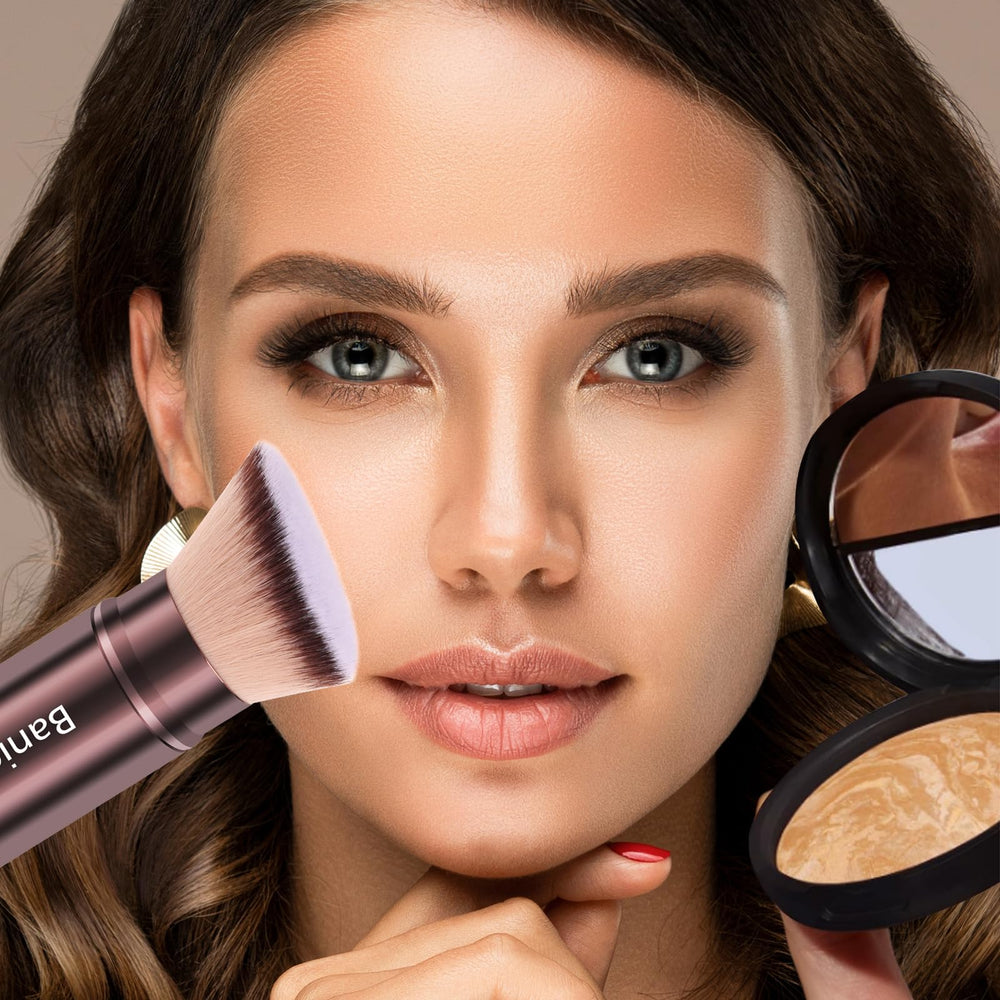 Banidy kabuki bristles are soft and dense for seamless blending.