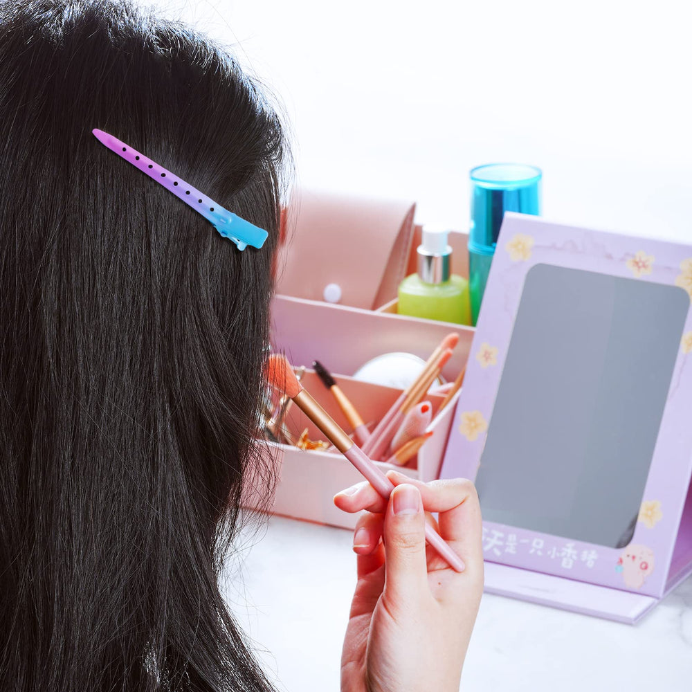 Includes 24 pieces for salon and home use