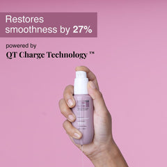 Bare Anatomy Ultra Serum en manos, mostrando hidratación para peinado diario
