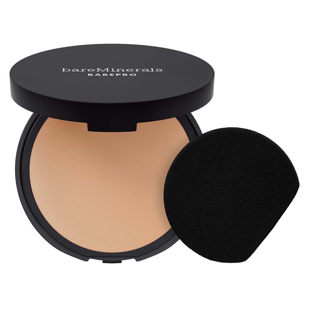bareMinerals Barepro 24HR compact with matte finish for long-lasting coverage