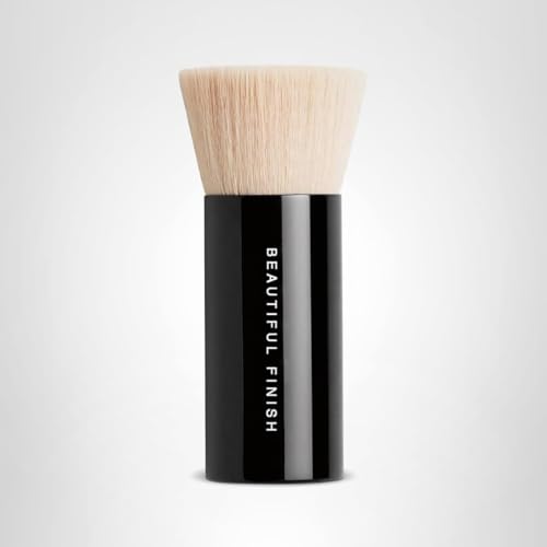 bareMinerals Beautiful Finish Brush close-up shows soft bristles ideal for buffing