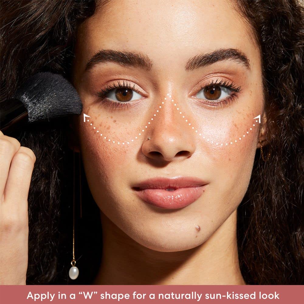 BareMinerals Gen Nude Blonzer Kiss of Copper layered shades create custom tone.