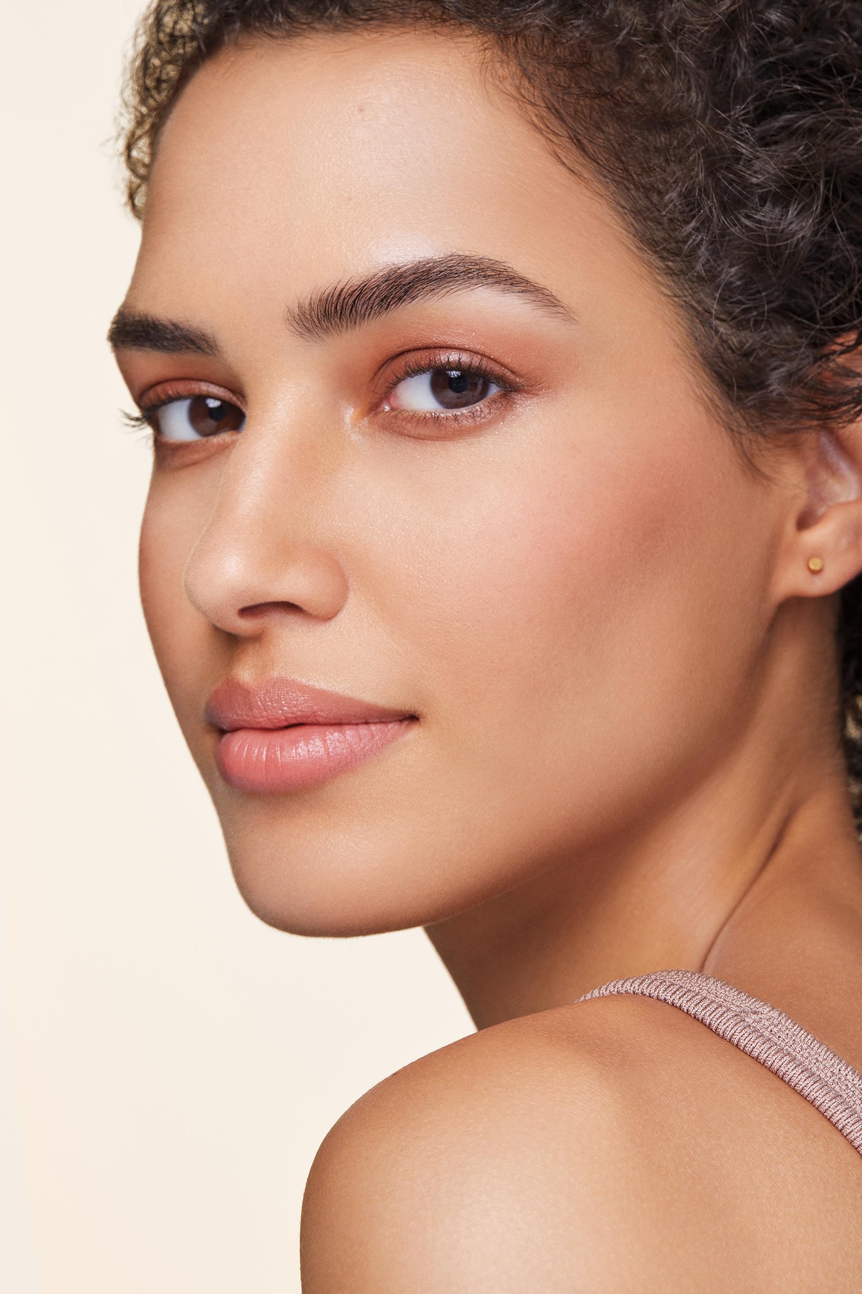 BareMinerals Mineralist Micro-Fill Brow Pencil stroke application showing hairlike lines.
