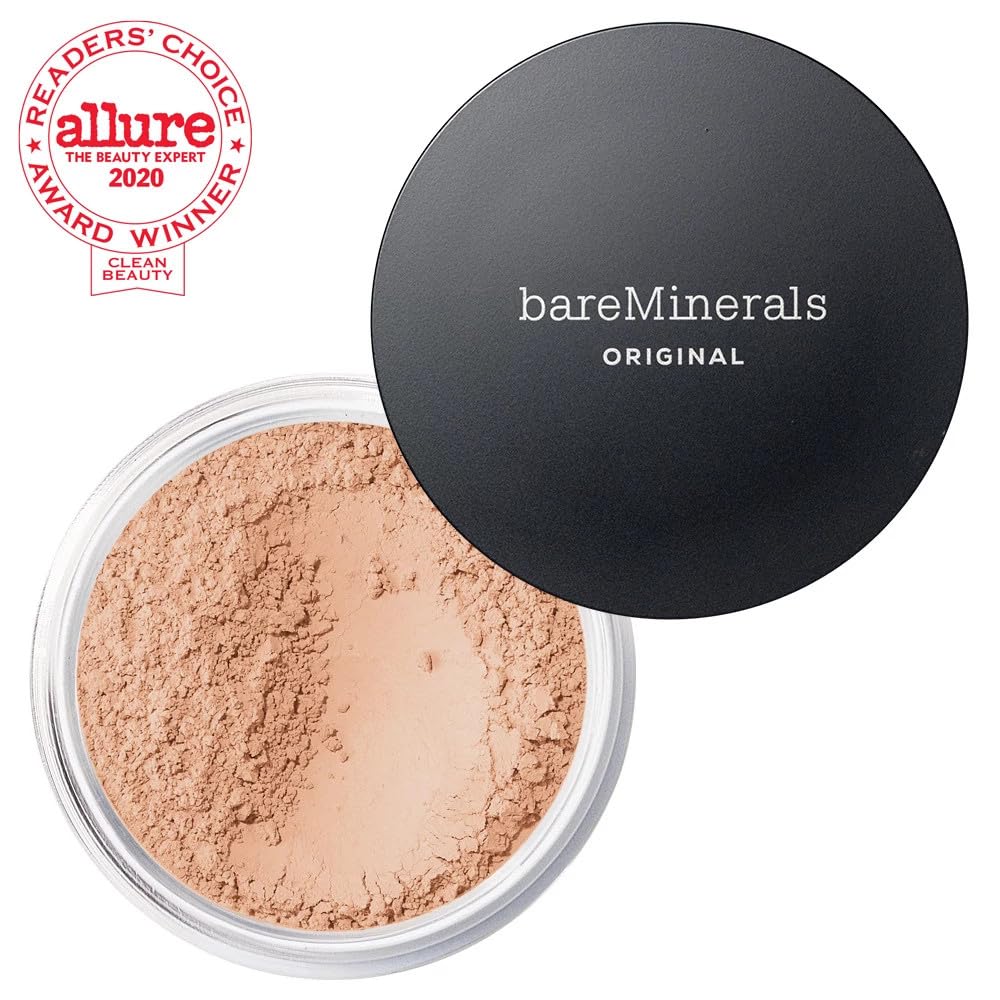 bareMinerals Original Loose Powder Foundation Medium 10 minimizes pores for a smoother complexion.