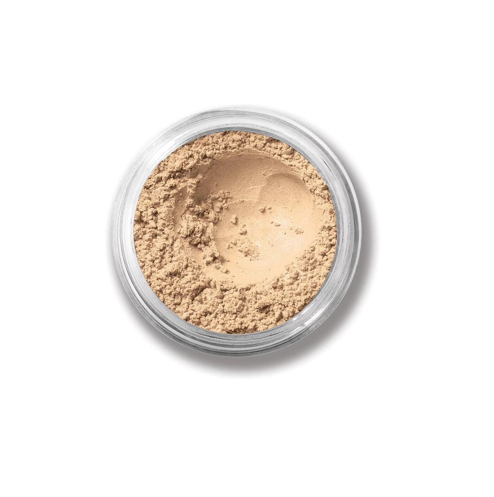 bareMinerals Well Rested SPF20 powder scene communicates sun protection alongside concealment.