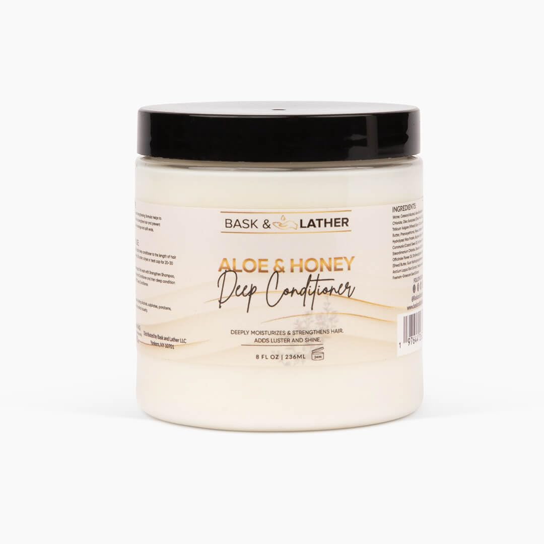 Acondicionador Bask & Lather con Aloe y Miel en frasco, hidrata y restaura elasticidad