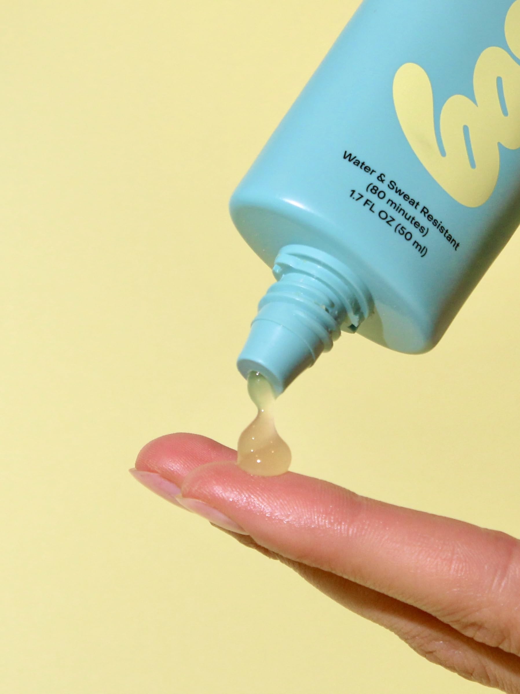 Bask textura gel sedosa y ligera, absorción rápida.