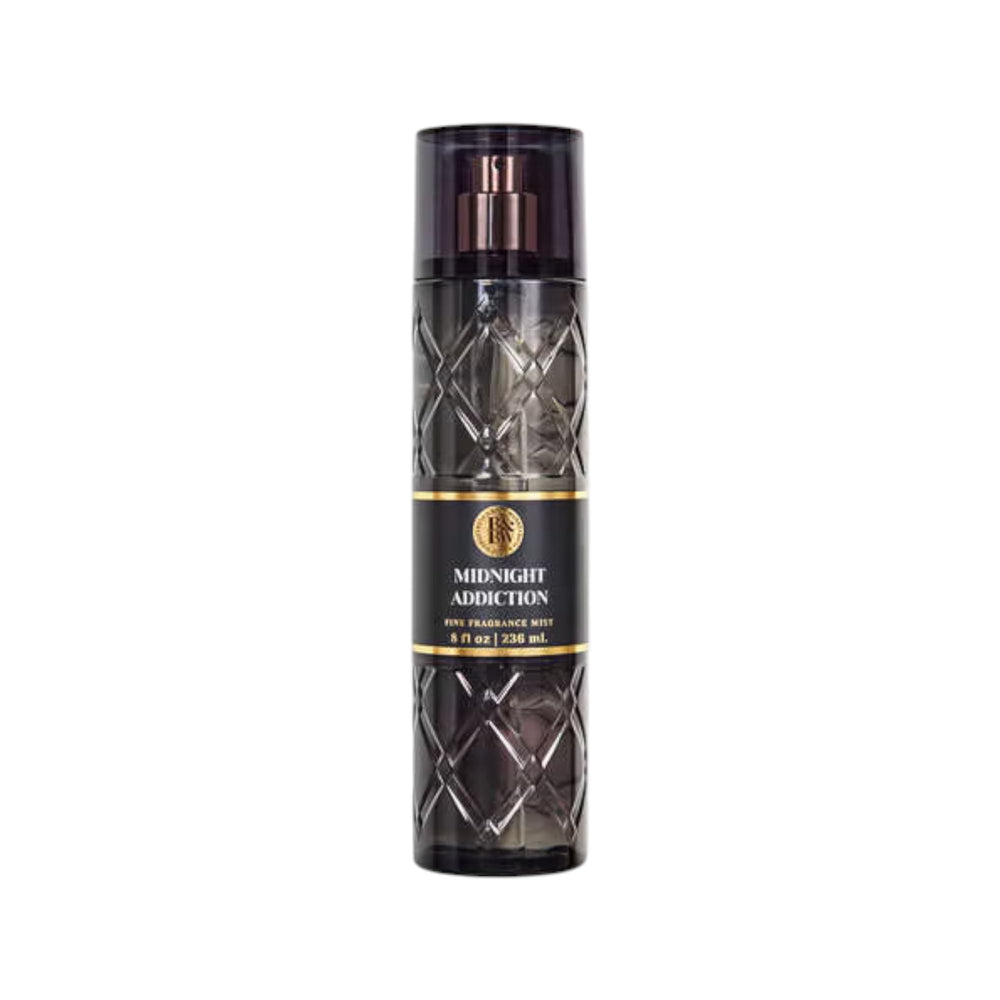 Bath & Body Works Midnight Addiction bottle pour for a refreshing daily fragrance boost