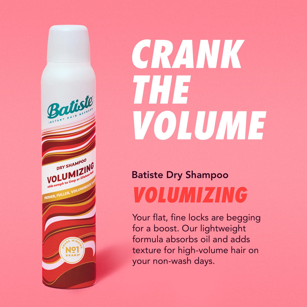Textura en polvo de Batiste que aporta cuerpo al peinado.