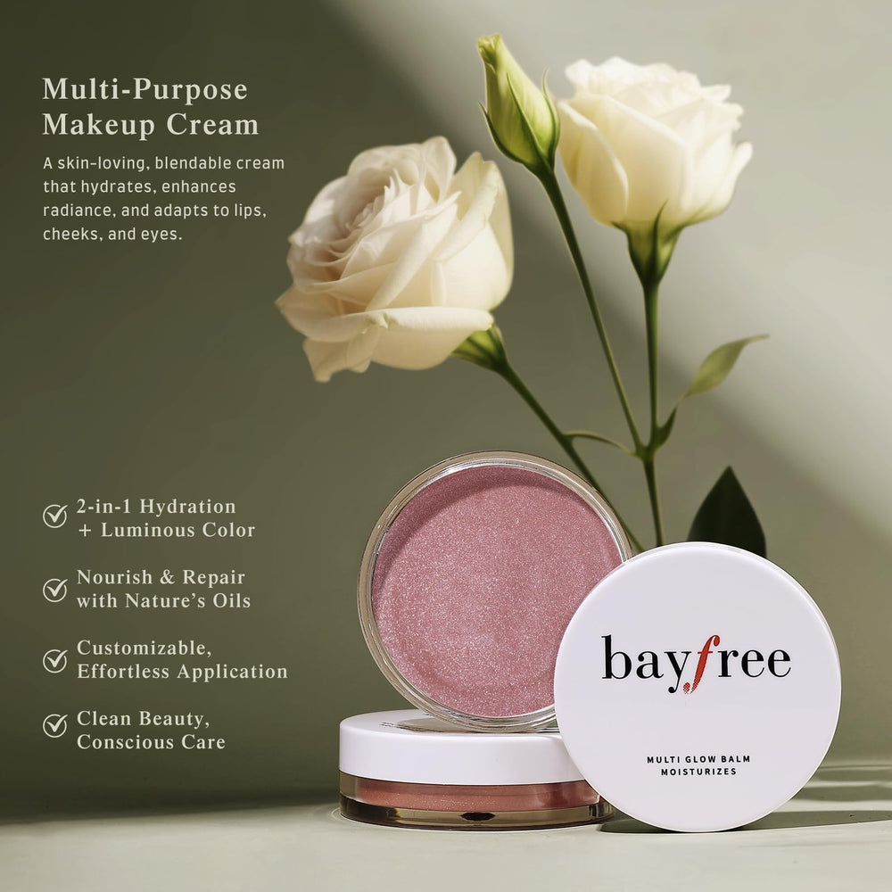 bayfree Multi Glow Balm en parpados para un brillo sutil y definidor.