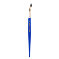 Bdellium Tools Golden Triangle 730 mascara fan reaching lash roots with precision.