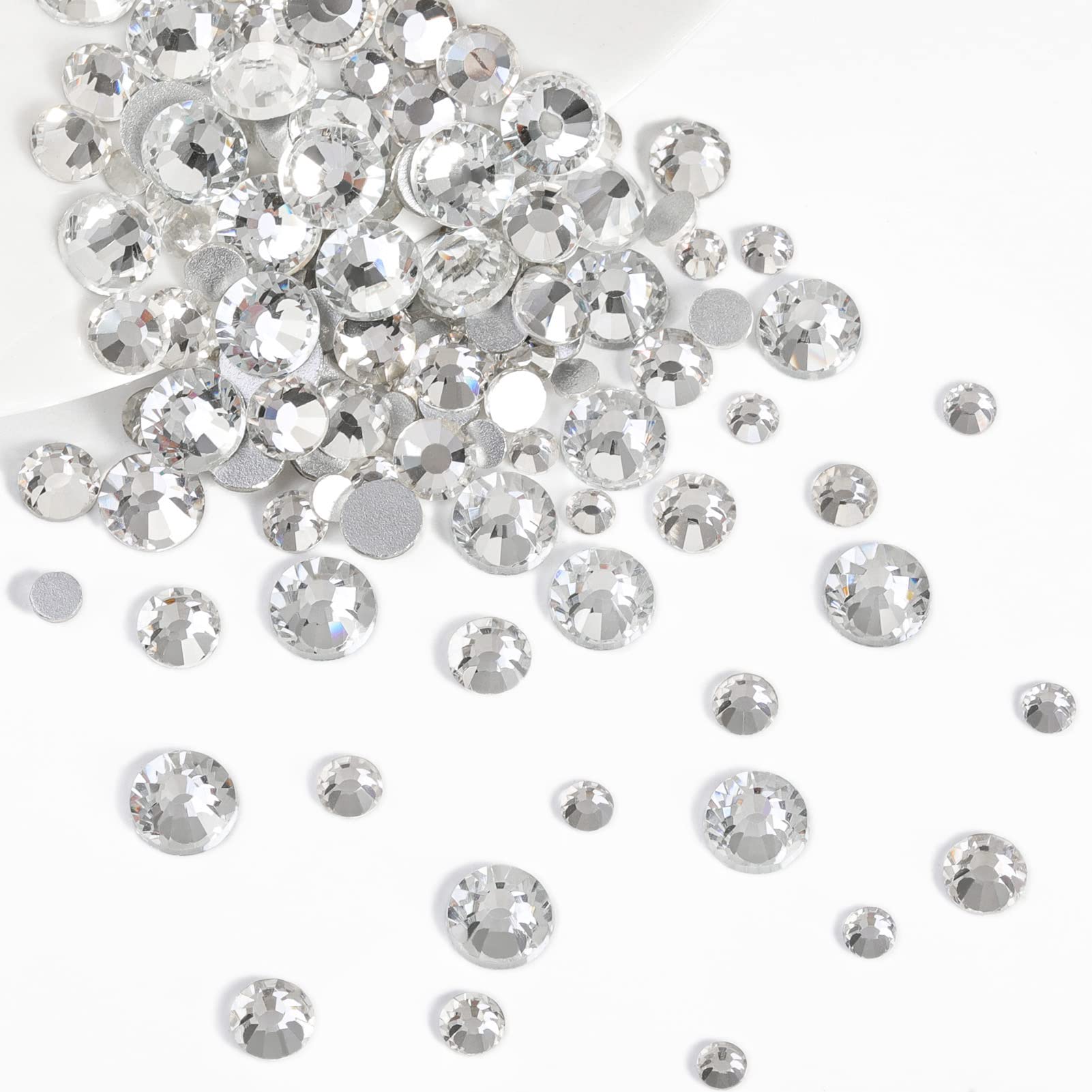 Beadsland flatback crystals show high-quality glass sparkle and clarity