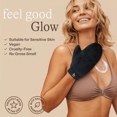 Beauty by Earth Self Tanner Kit box with mitt included for complete usage.