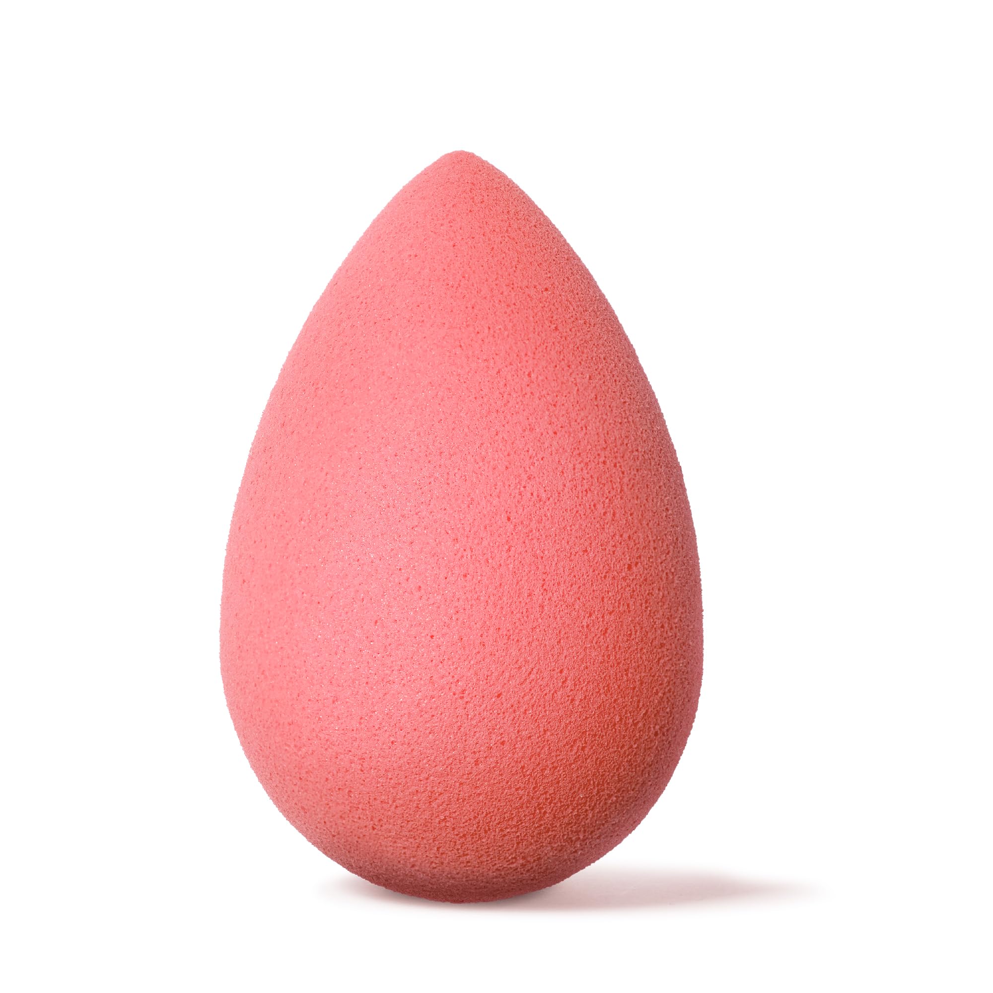 Beautyblender Beautyblusher Cheeky with wet activation for plush, even blush.