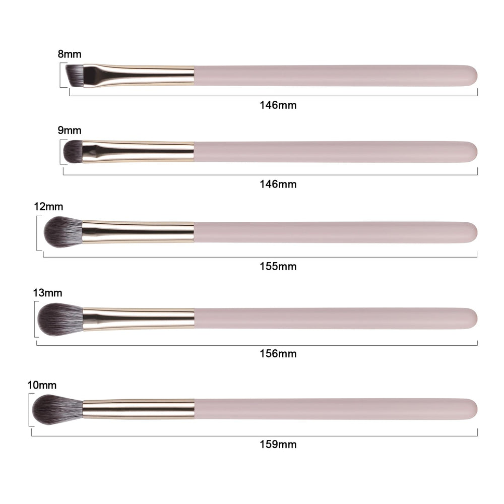 BeautyFactor bristle close-up shows ultra-soft fibers for smooth application.