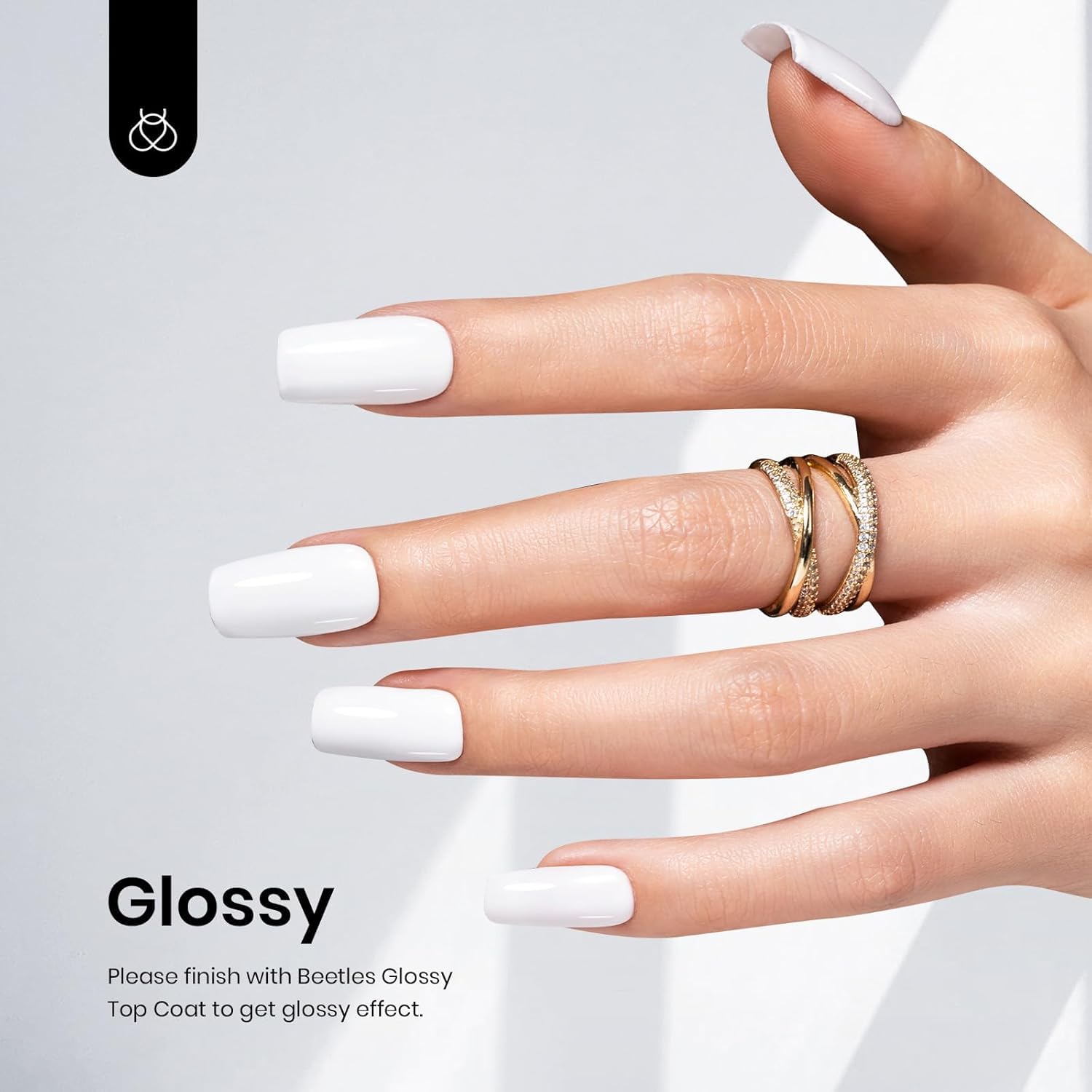 Beetles Esmalte gel blanco brillo intenso para cobertura uniforme.