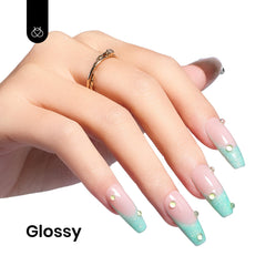 Beetles Gel Polish brillo pistacho aporta destellos brillantes.