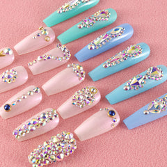 BELLEBOOST round AB crystals in six sizes enable versatile designs.