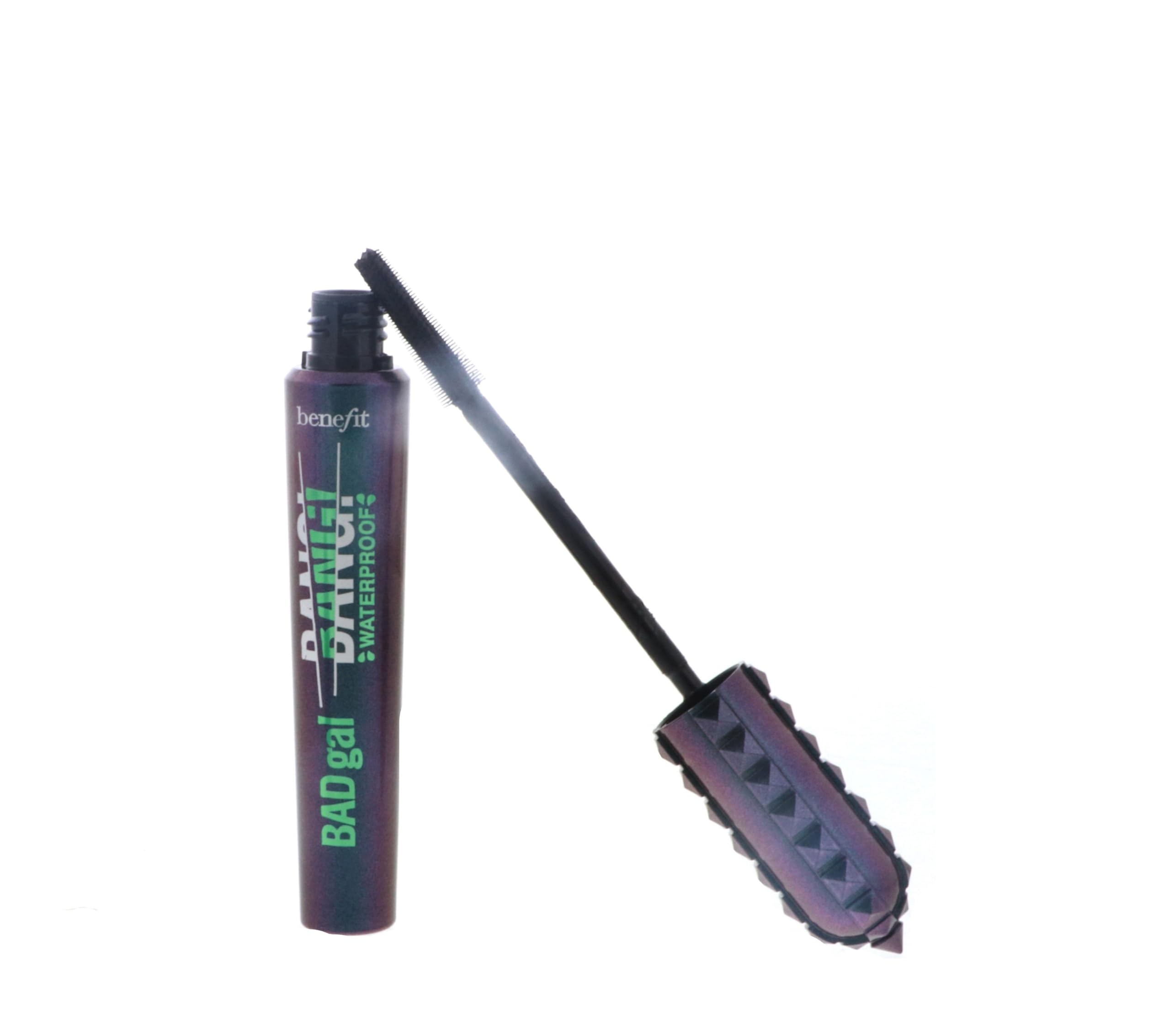 BADgal BANG! Mascara: pestañas superiores e inferiores definidas para mirada amplia.