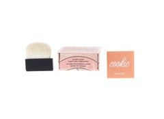 Benefit Cookie Powder Highlighter includes rounded blush brush for easy application.