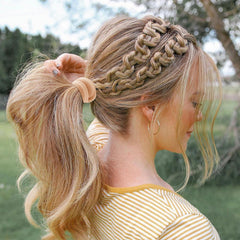 Bessrung ponytail styling ideas with candy colors