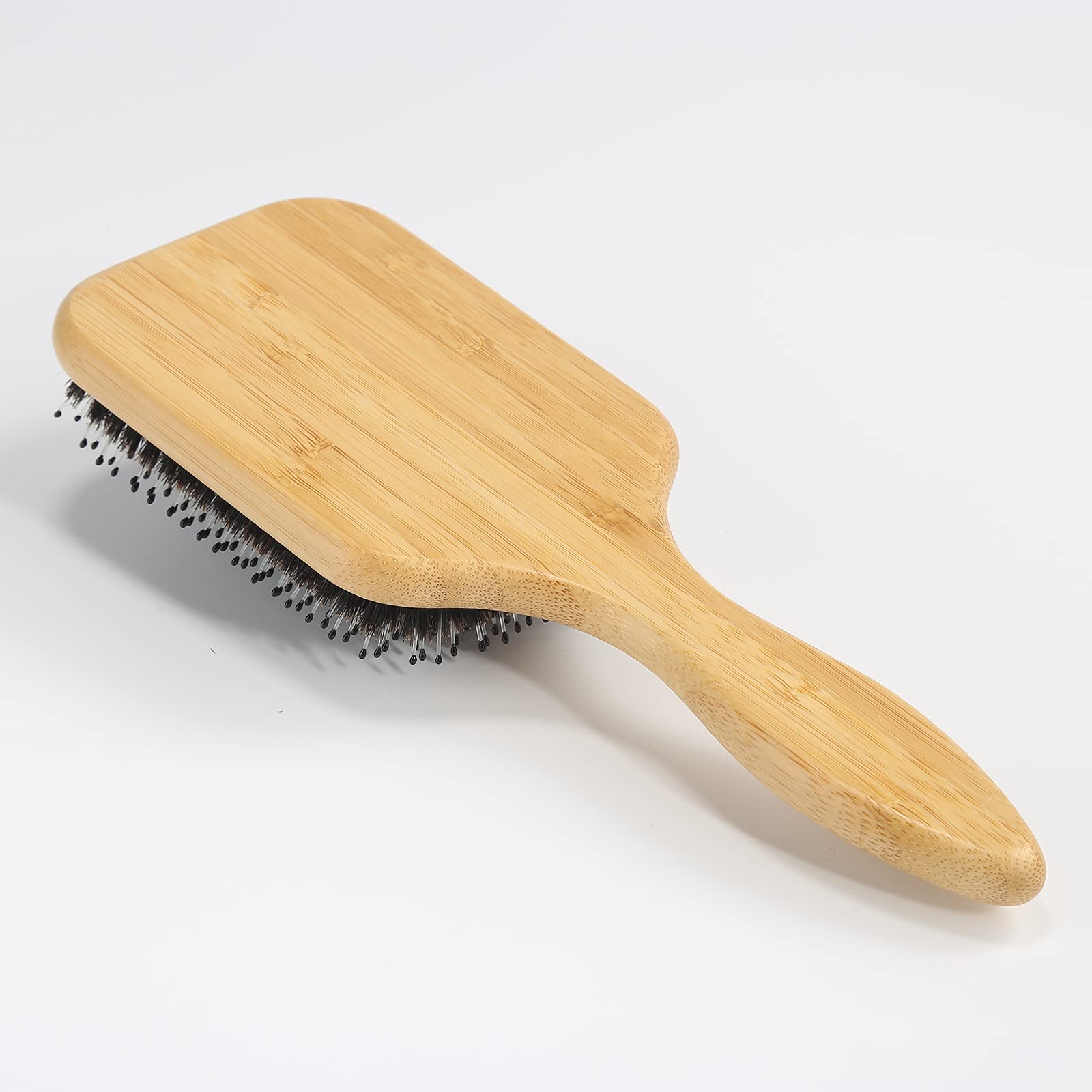 BESTOOL brush-cleaner-cover-bag kit keeps the tool hygienic and travel-ready