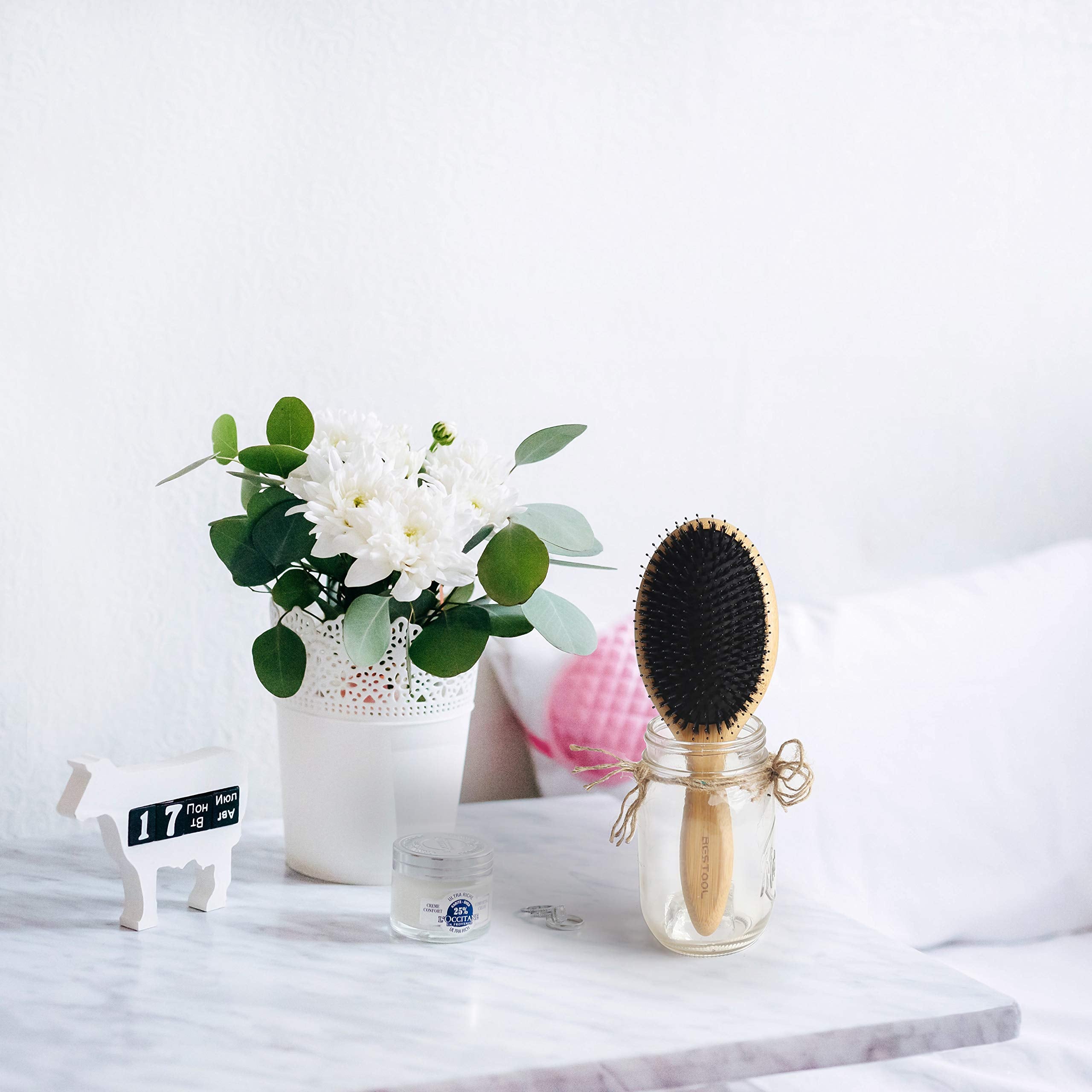 BESTOOL safe for extensions, weaves, and wigs during styling sessions.