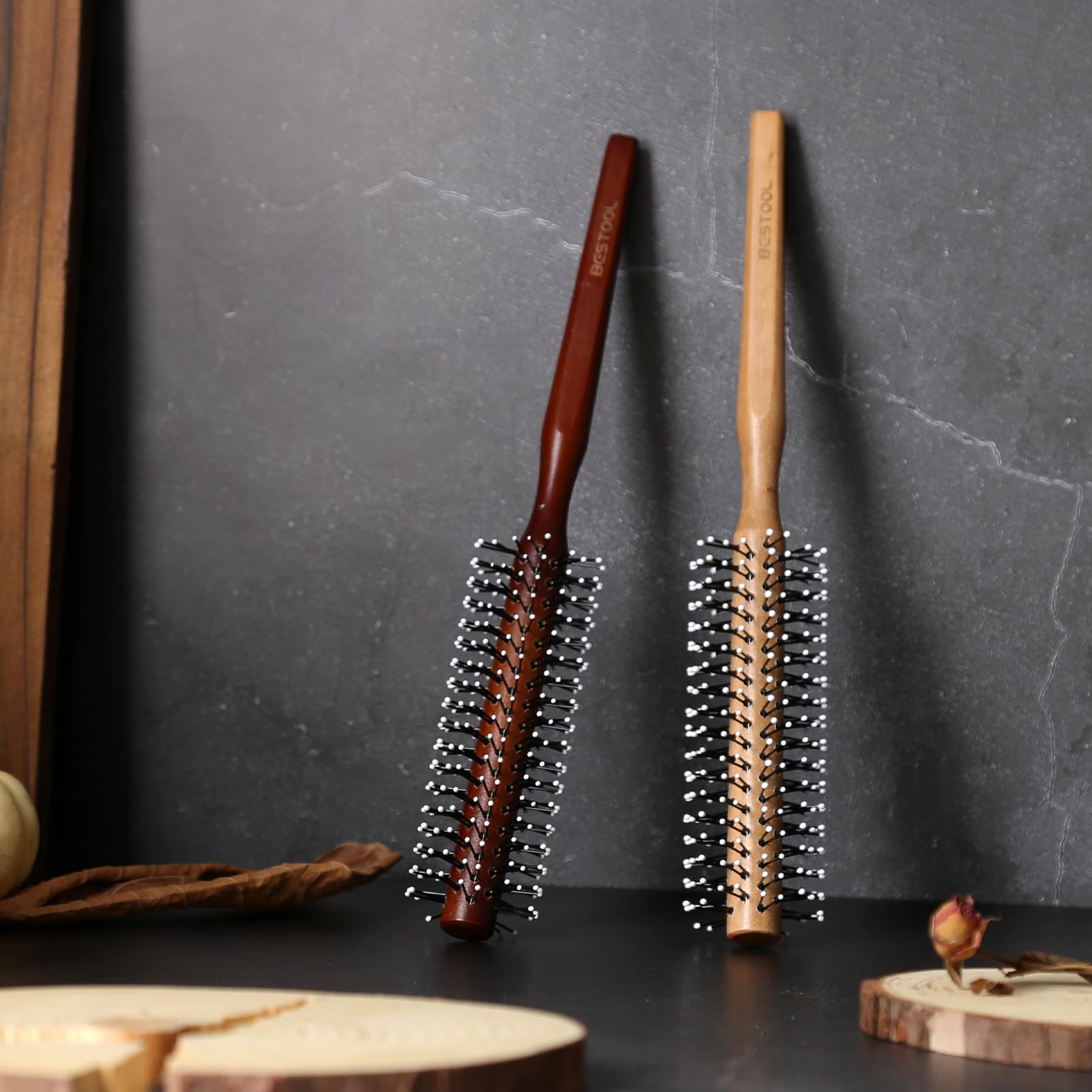 BESTOOL Small Brush gift-box-ready packaging offers thoughtful present for hair care.