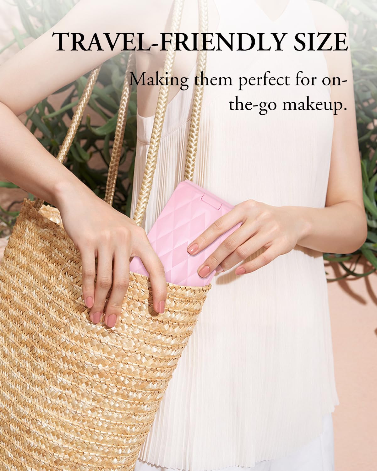 BESTOPE PRO compact travel case keeps brushes neat and ready for on-the-go.