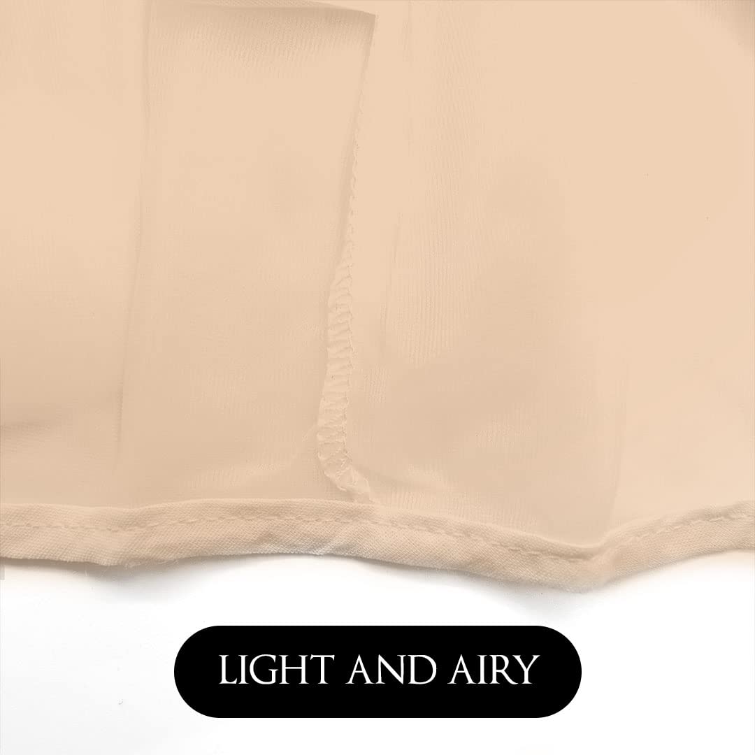 Betty Dain wedding protector hood ideal for photos and formal gowns.