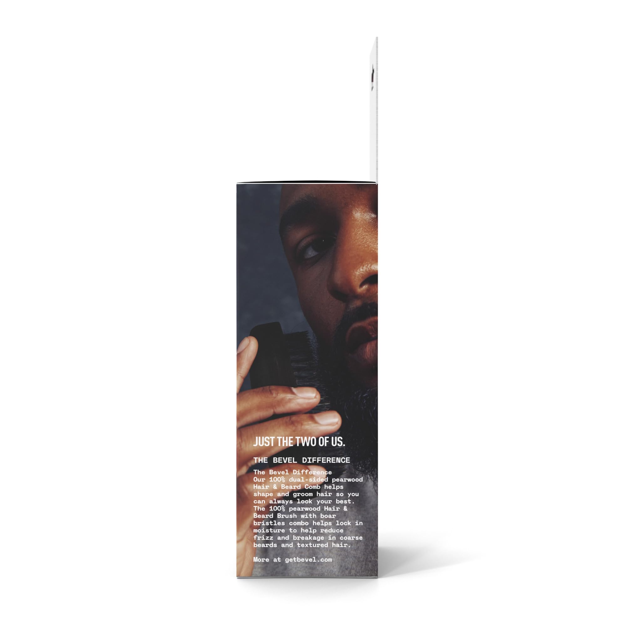 Bevel pearwood and boar bristles provide gentle grooming and lasting performance.