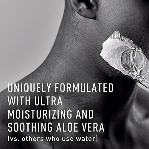 Bevel Shaving Cream enriched with White Tea offers antioxidant benefits.