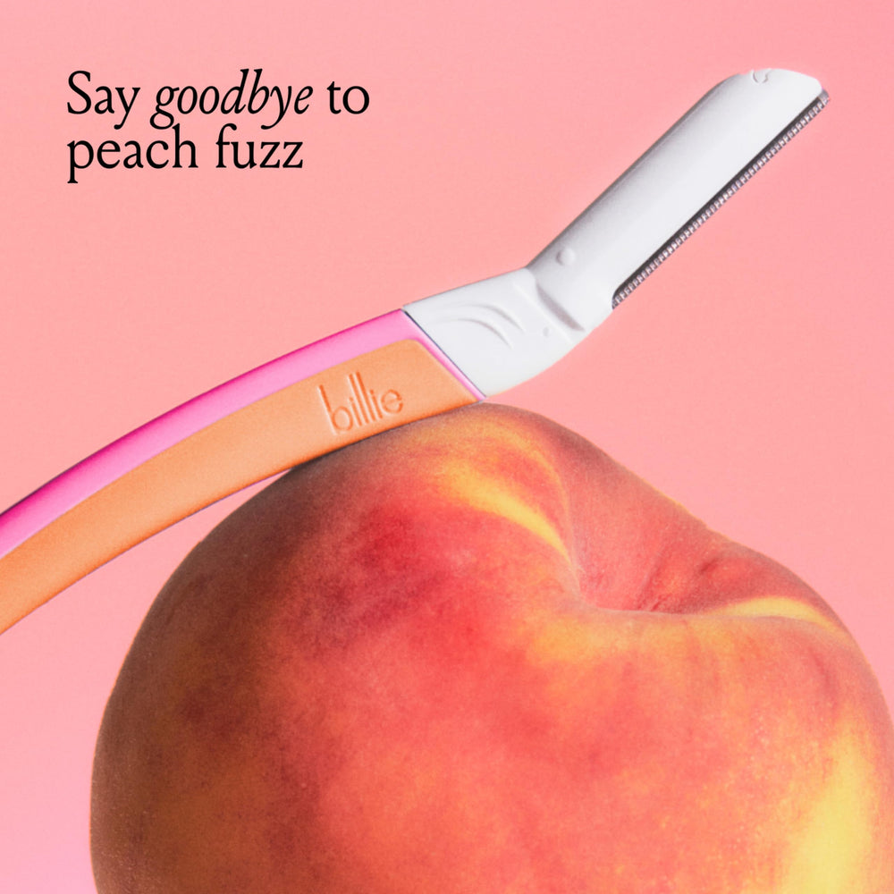 Billie blade features micro-guards for safe, skin-friendly exfoliation.