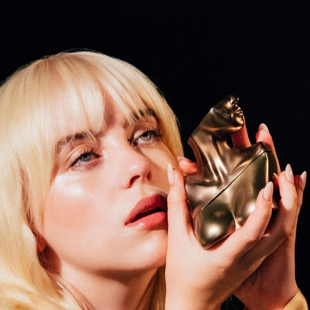 Billie Eilish EDP vanilla and musk heart notes for a warm aura.