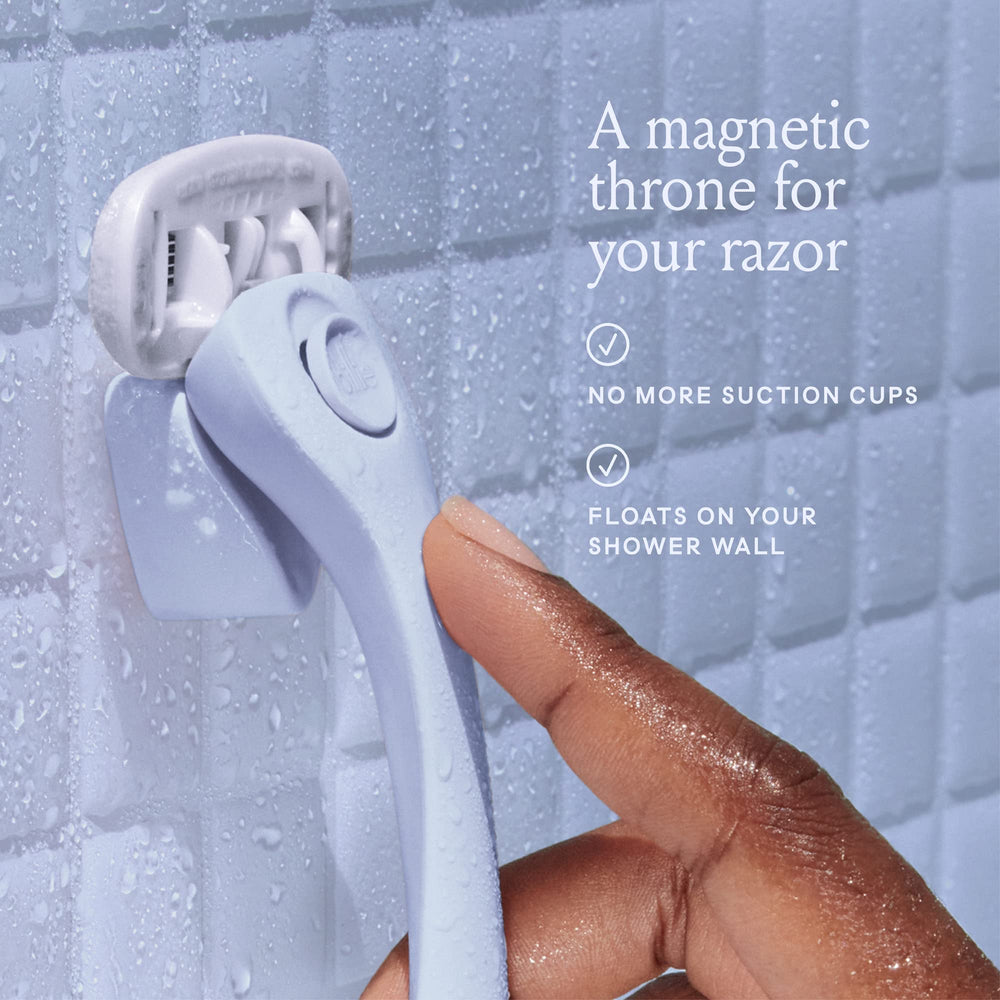 Billie razor aloe soap surrounds blades with 360° lather for glide and protection.