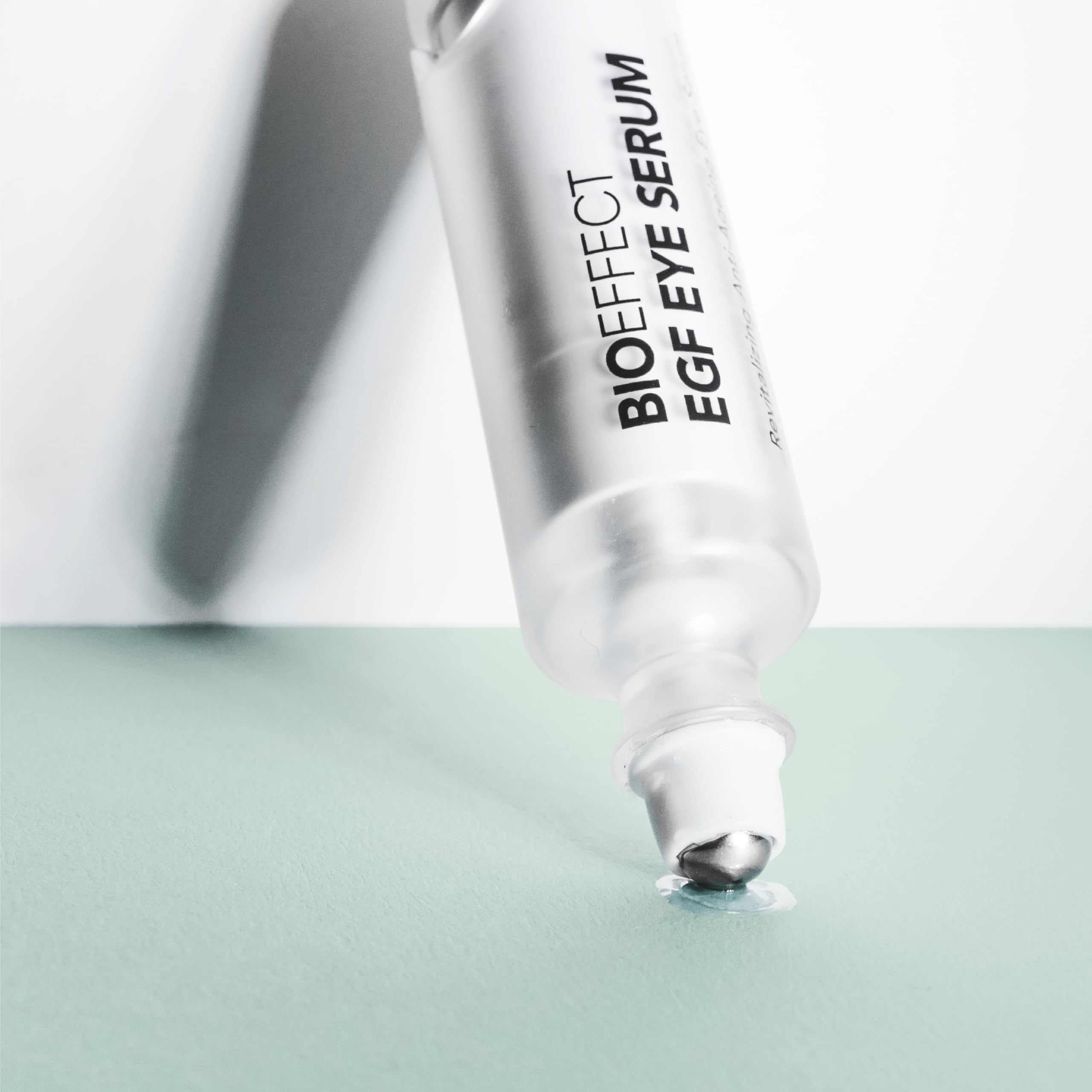 BIOEFFECT EGF Eye Serum is oil-free and suitable for sensitive skin.