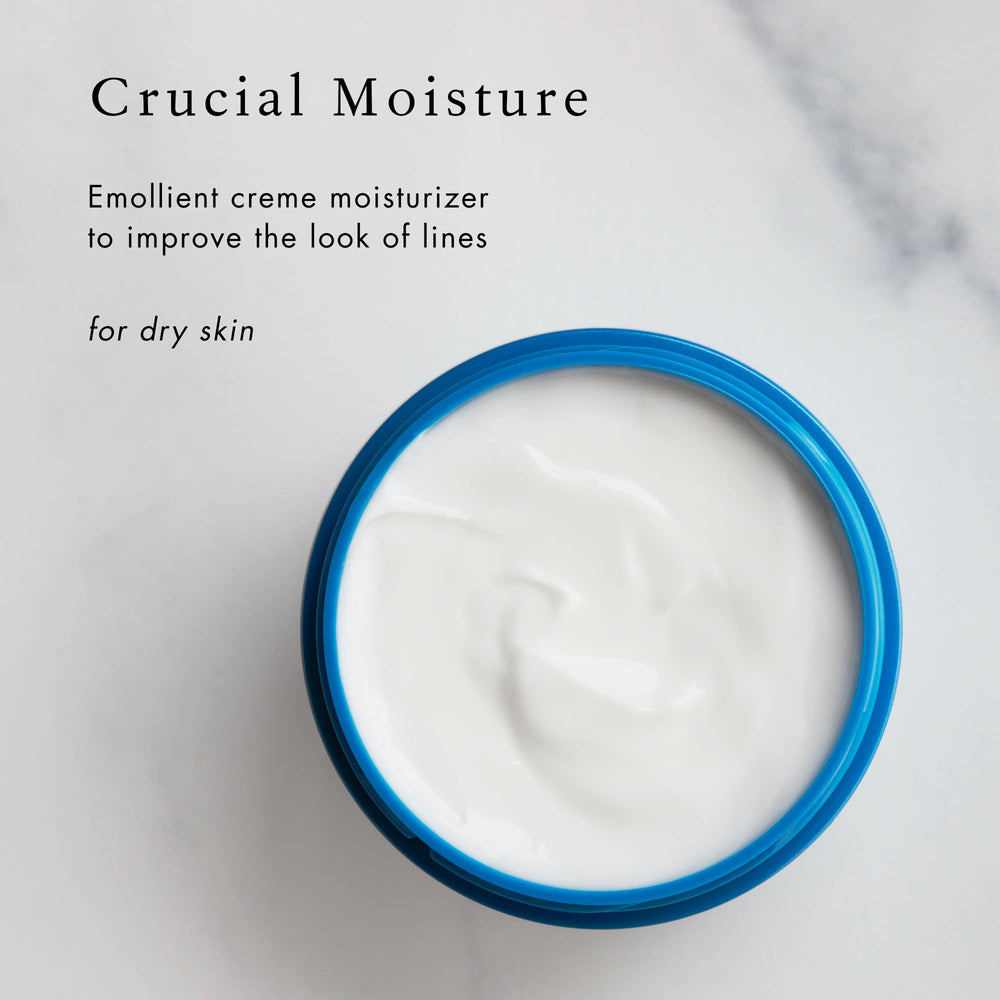 Cream spread on the face shows silky texture and easy absorption.