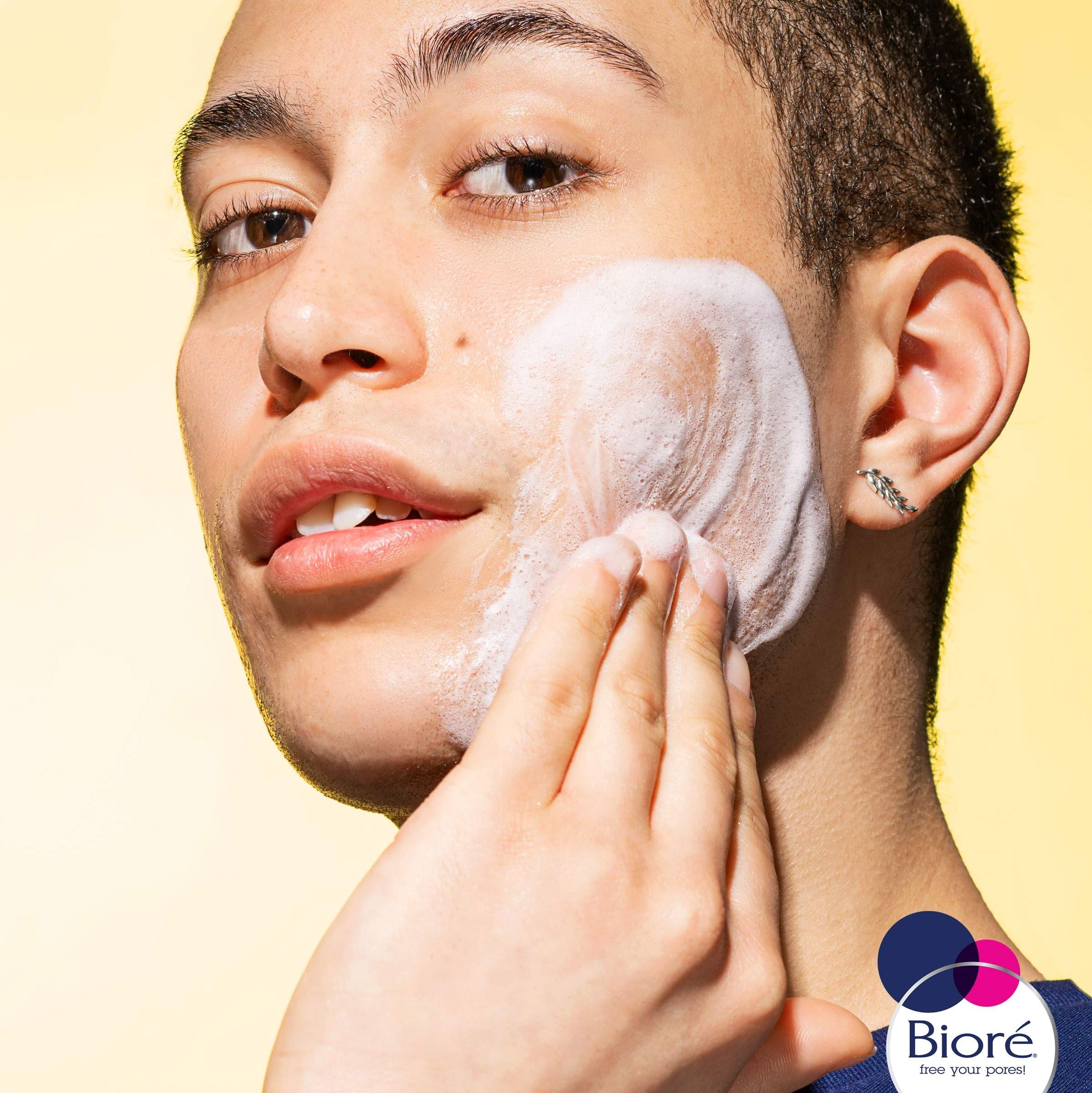 Biore oil-free formula graphic suggests lightweight cleanse for acne-prone skin.
