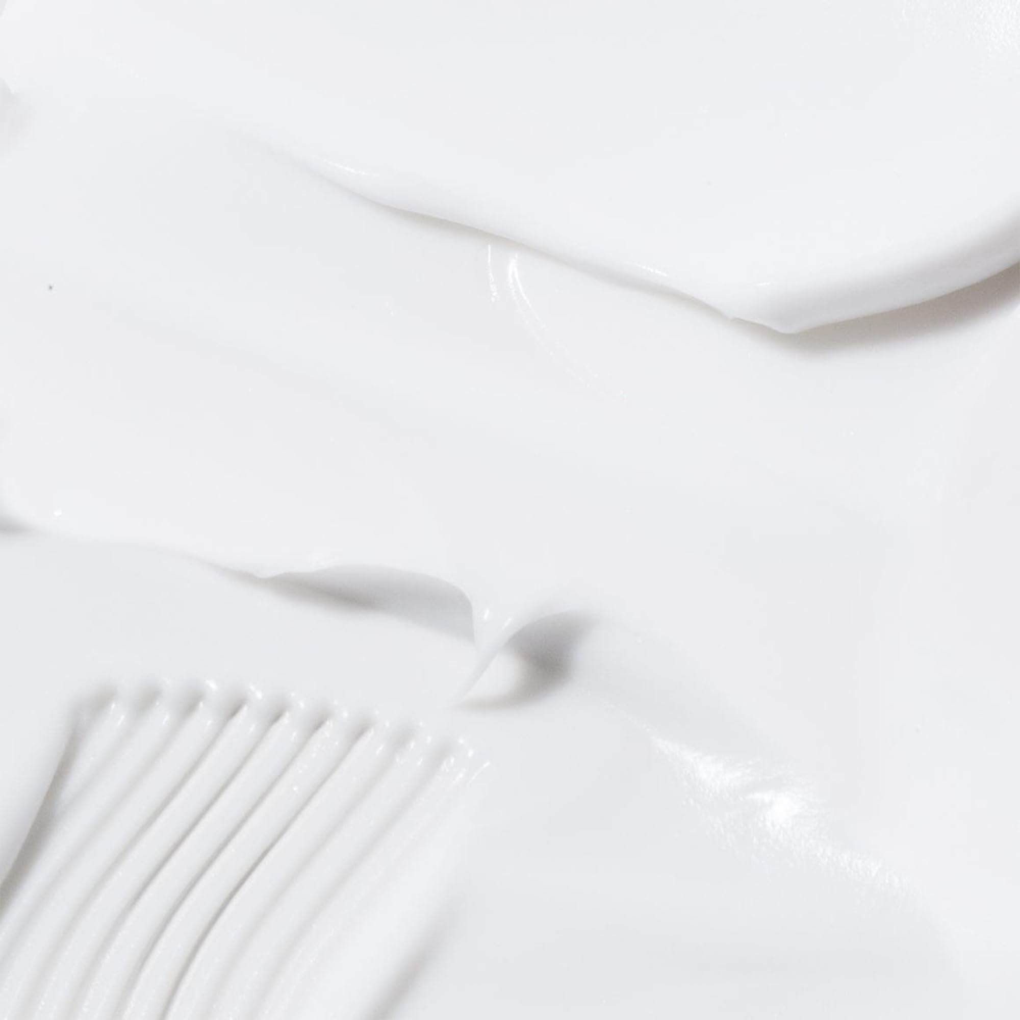 Biossance Crema de Manos: aplicación para hidratar la piel.