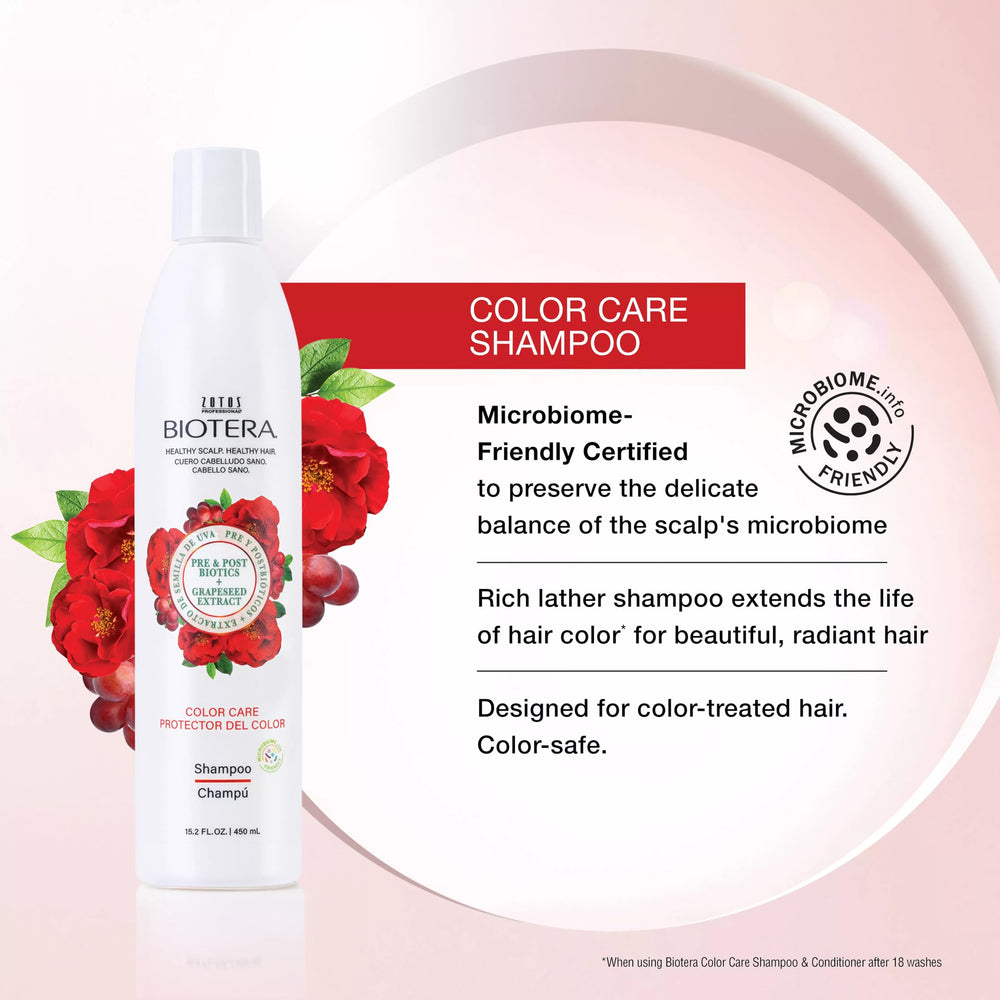 Biotera Color Care Shampoo, espuma rica cubriendo el cabello durante el lavado.
