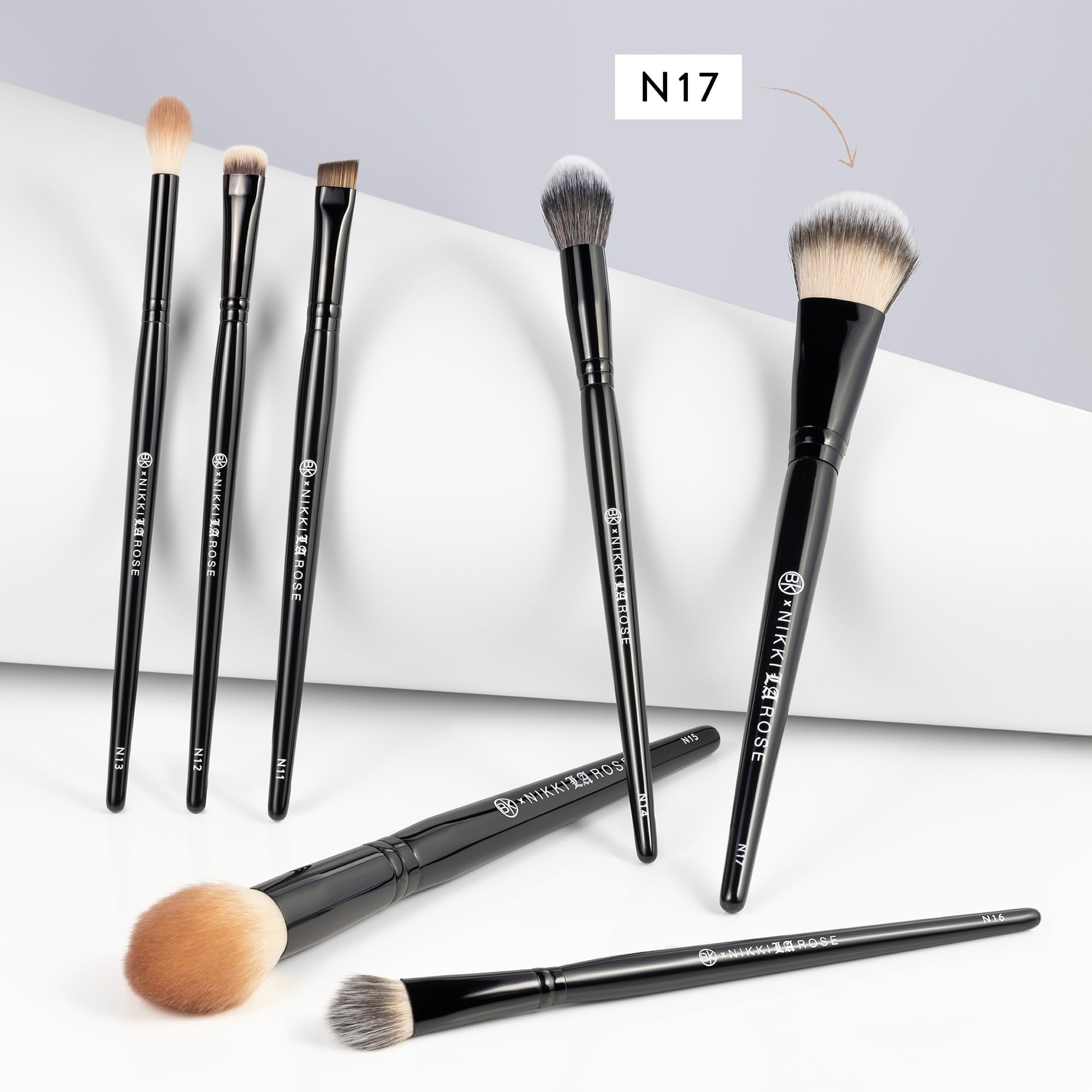 Travel-friendly compact design ideal for on-the-go makeup